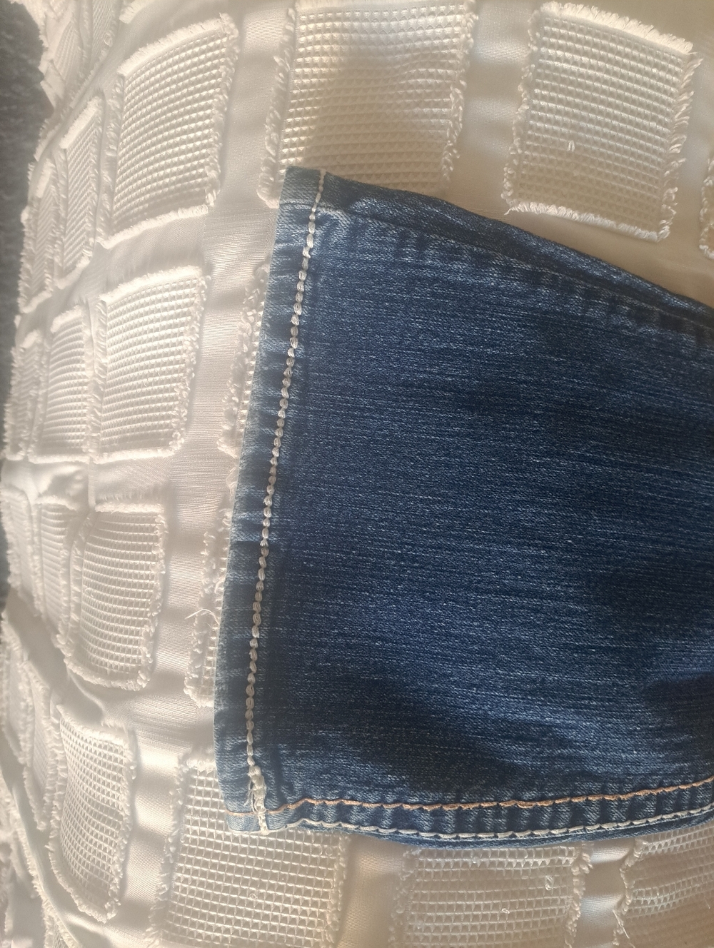 Vanity Jeans - Picture 6 of 6